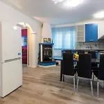 Apartman Stunning In With Wifi Banjole